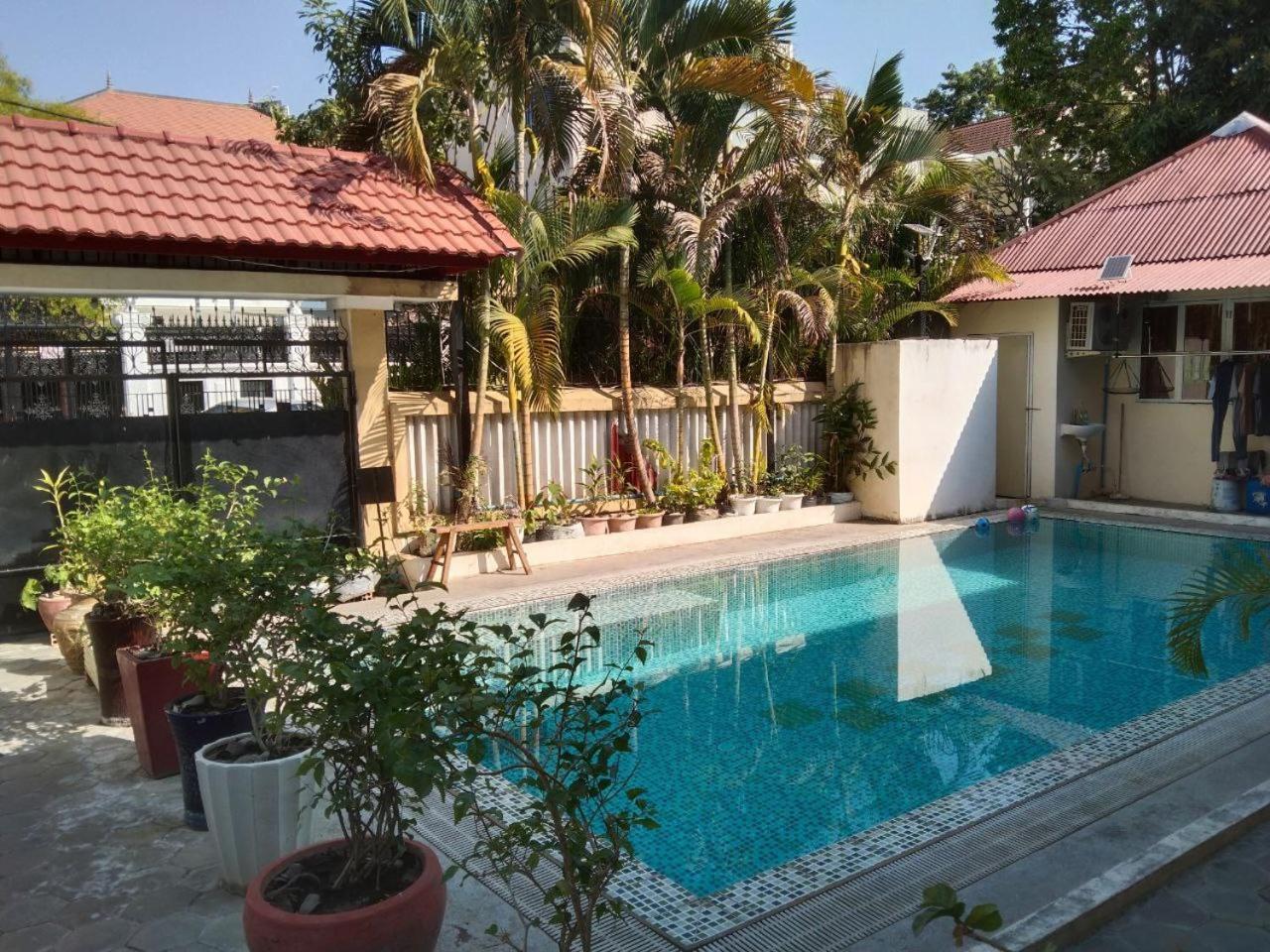 Room 7 - Studio In A Villa 5Mn Walk From The Royal Palace With Swimming Pool Phnom Penh Exterior photo